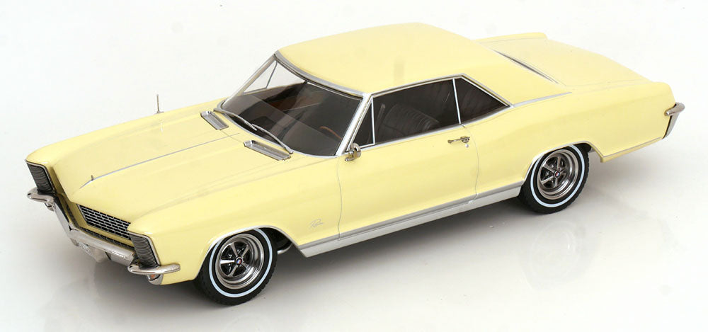 Buick Riviera 1965 creme
