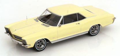 Buick Riviera 1965 creme