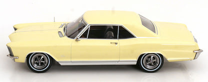 Buick Riviera 1965 creme