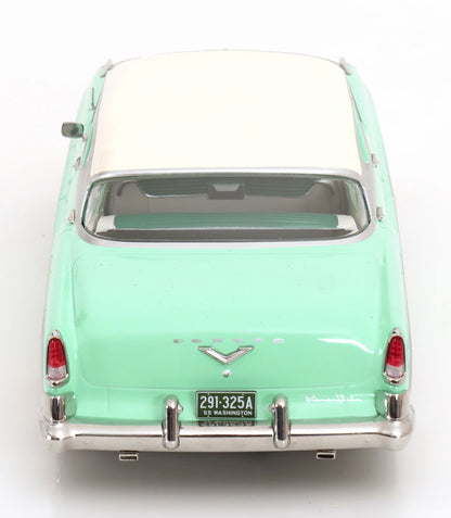 DeSoto Fireflite Sedan 1955 hellgrün/creme