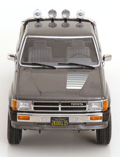 Toyota Truck Xtra Cab 4x4 (Hilux) 1985 graumetallic