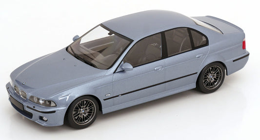 BMW M5 E39 1998 silverstone-blaumetallic