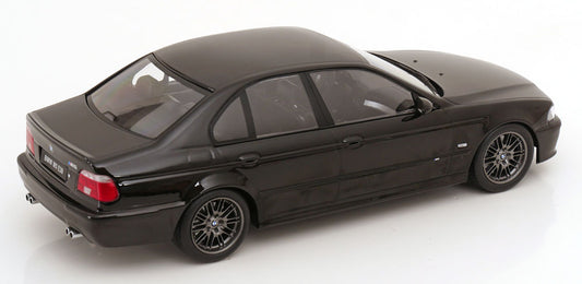BMW M5 E39 1998 schwarz