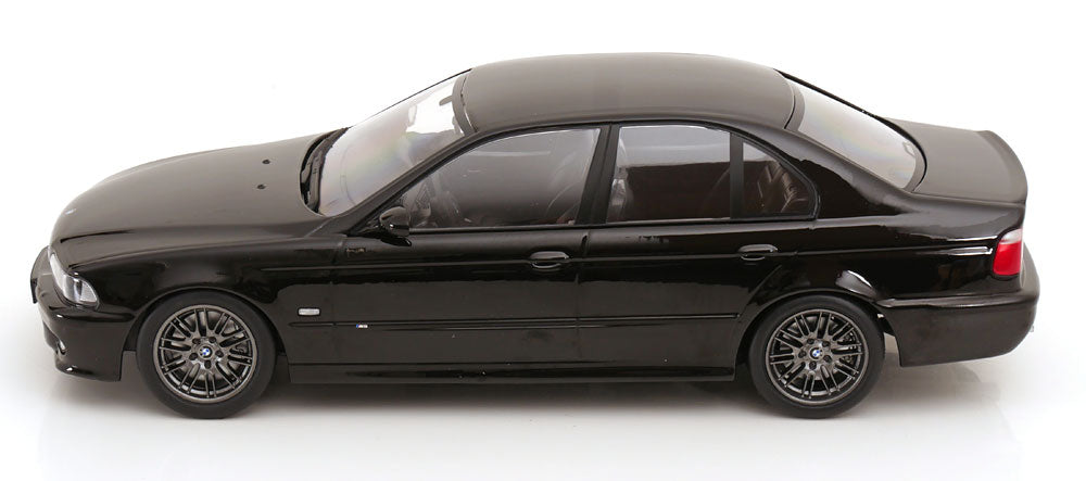 BMW M5 E39 1998 schwarz