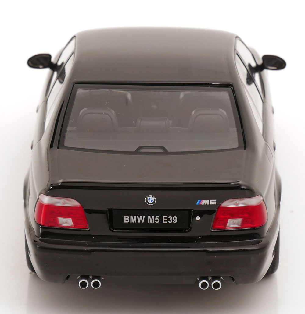 BMW M5 E39 1998 schwarz