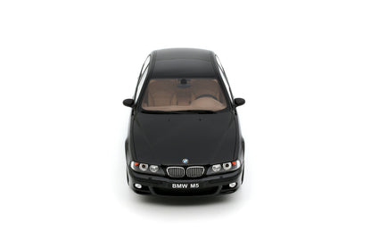 BMW E39 M5 BLACK SAPHIRE METALLIC 475 2000