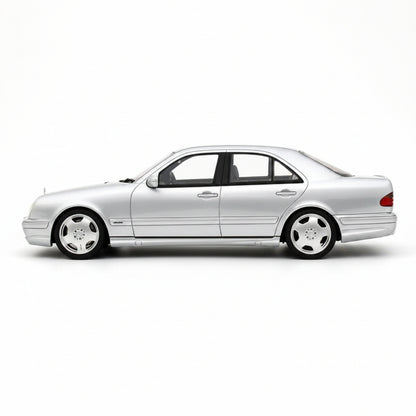 Mercedes-Benz E55 AMG W210 Brilliant Silver 744 2001