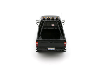 Toyota Hilux SR5 Glossy Black 202 1985