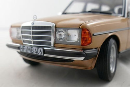 Mercedes S123 T-Modell - champagner-met. with AMG Package