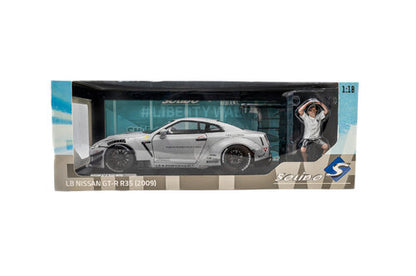 NISSAN - GT-R (R35) TYPE 2 LIBERTY WALK LB WORKS COUPE WITH AMERICAN DIORAMA FIGURE 2018 - GREY