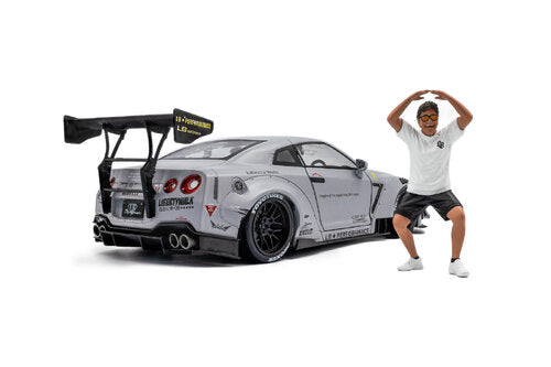 NISSAN - GT-R (R35) TYPE 2 LIBERTY WALK LB WORKS COUPE WITH AMERICAN DIORAMA FIGURE 2018 - GREY