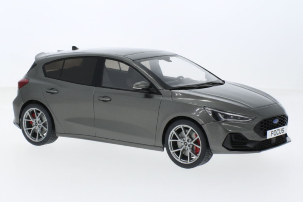 Ford Focus ST, metallic-grau, 2022