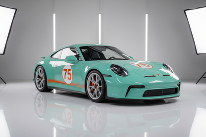 PORSCHE 911 (992) MINT GREEN 2025