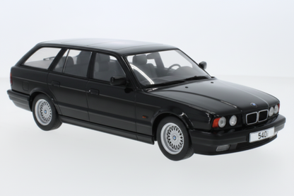 BMW 5er (E34) Touring, metallic-schwarz, 1991