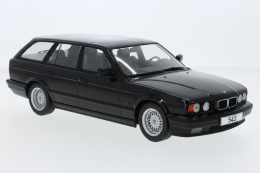 BMW 5er (E34) Touring, metallic-schwarz, 1991