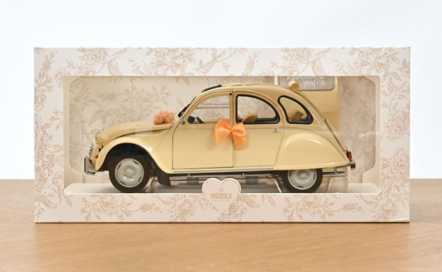 Citroën 2CV 1986 Beige Wedding Gift
