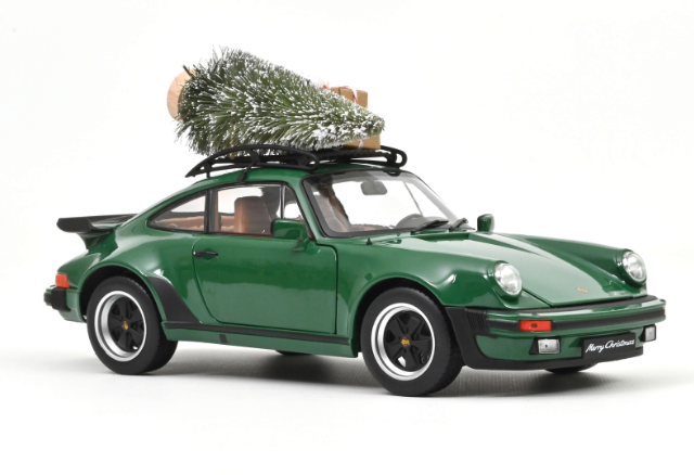 Porsche 911 Turbo 3.3 1980 Green Christmas
