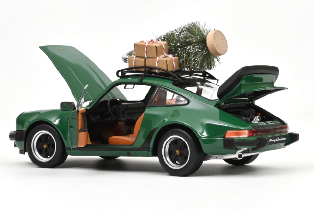 Porsche 911 Turbo 3.3 1980 Green Christmas