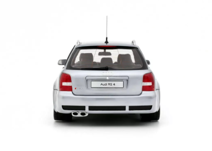 Audi RS 4 (B5) Avant "stanced" Avus Silver 2025