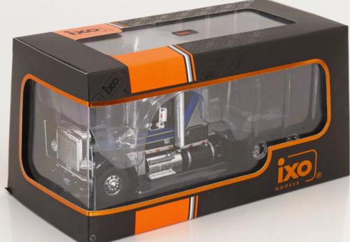 Freightliner Coronado towing vehicle 2021 black/grey/blue