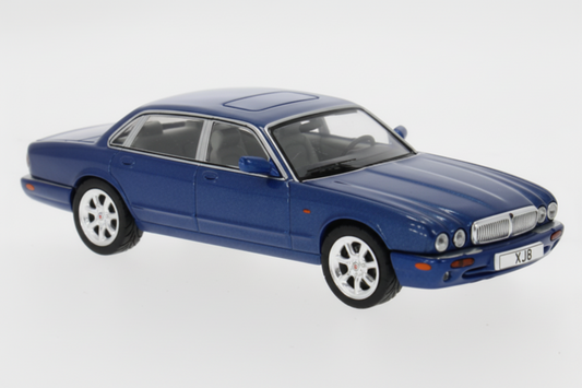 Jaguar XJ8 (X308), blau, 1998