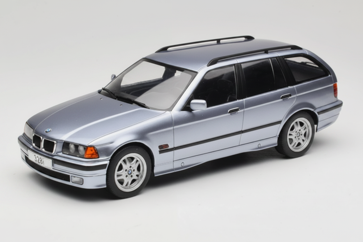 BMW 3er (E36) Touring, silberblau metallic, 1995