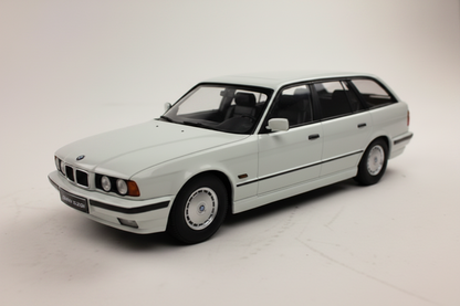BMW 5-series Touring E34, white 1996