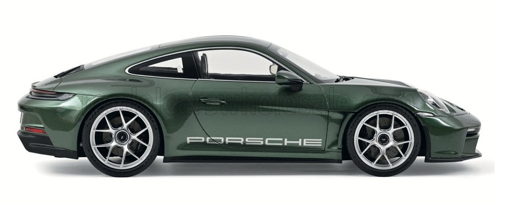 Porsche 911 S/T 2023 Malachite Green Metallic