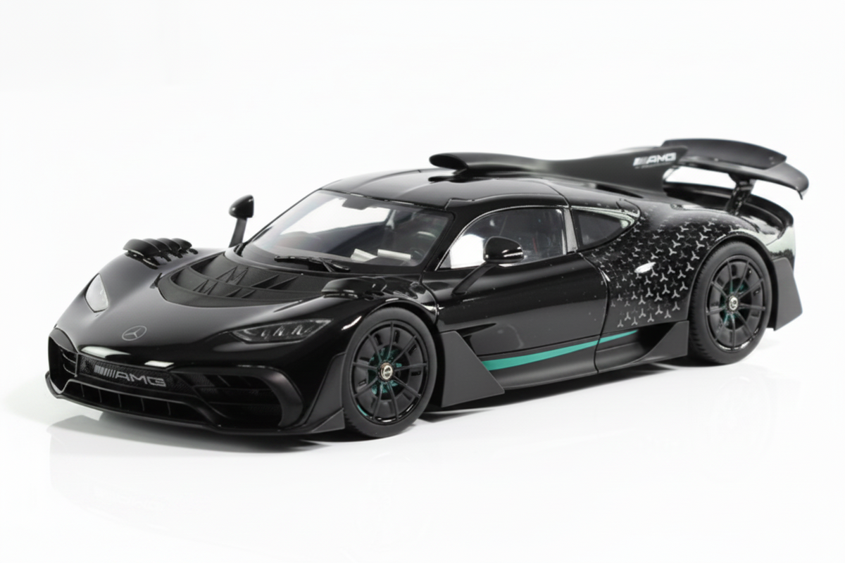 Mercedes AMG ONE (C298) , schwarz, mit Motorsport Stylingpaket STAR