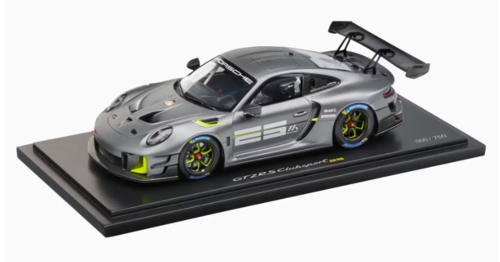 Porsche 911 GT2 RS CLUBSPORT 25
