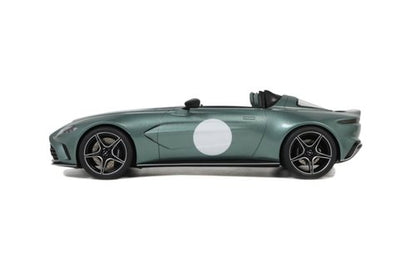 ASTON MARTIN V12 SPEEDSTER GREEN