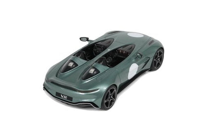 ASTON MARTIN V12 SPEEDSTER GREEN