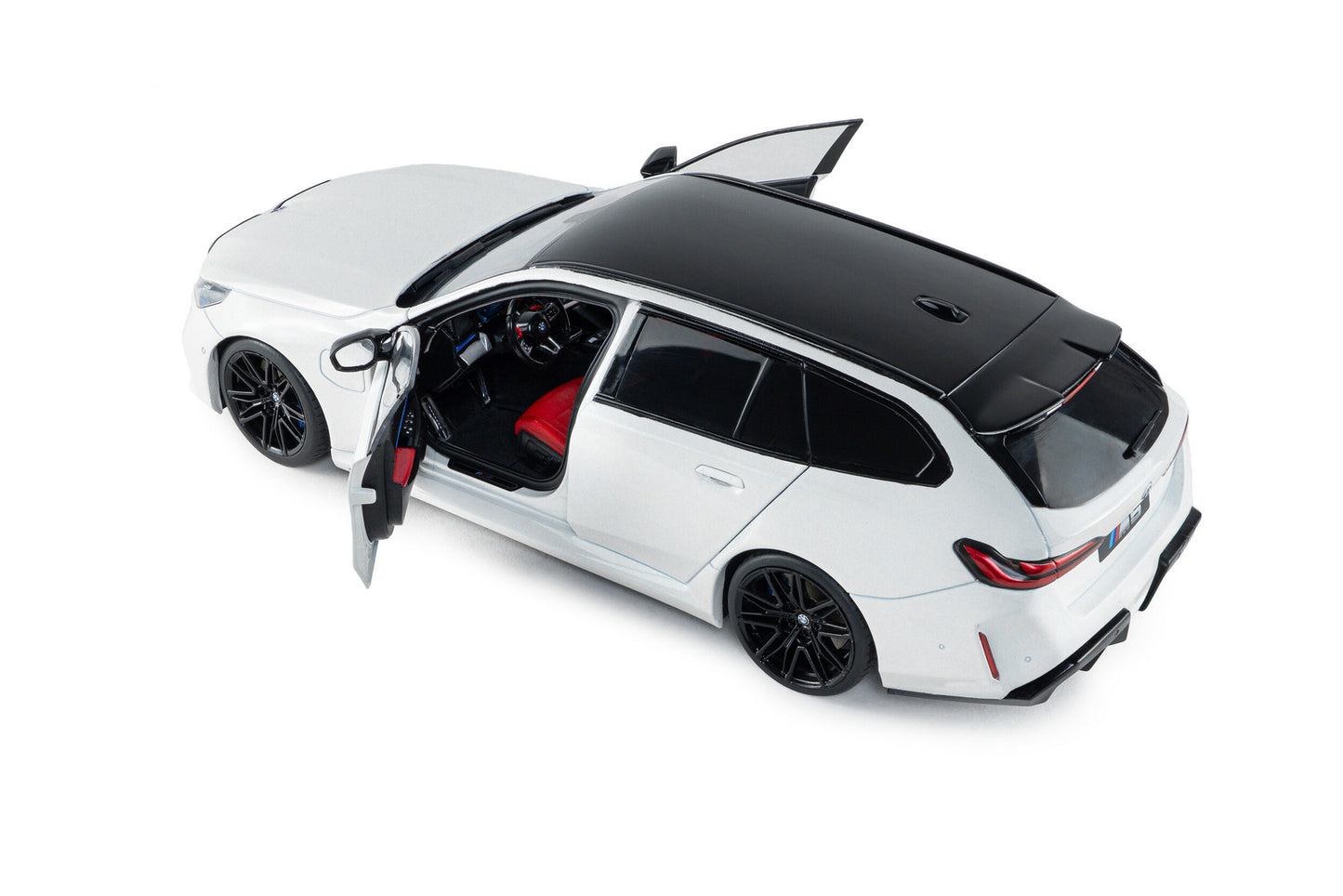 BMW - 5-SERIES M5 TOURING (G99) SW STATION WAGON 2024 - WHITE