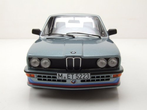 BMW M535i 1980 E30 - Blue met with stripes