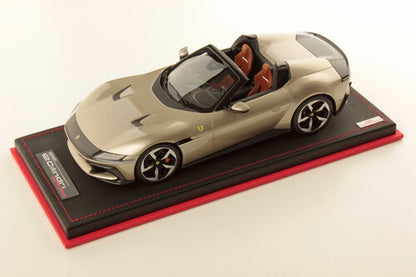 Ferrari 12 Cilindri Spider Grigio Ingrid