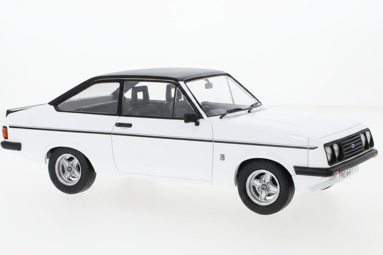 Ford Escort MK II RS 2000, weiss/matt-schwarz, 1977