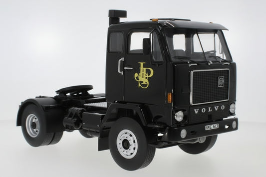 Volvo F88, schwarz, John Player Special, 1977
