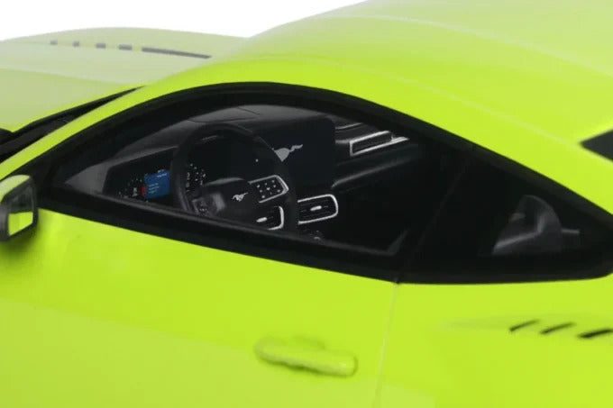 RTR Ford MUSTANG SPEC-3 YELLOW 2025