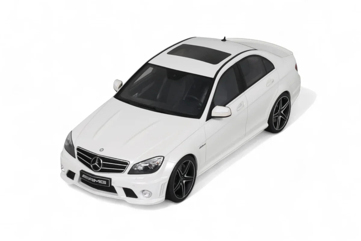 MERCEDES-BENZ C63 AMG DIAMOND WHITE 2007