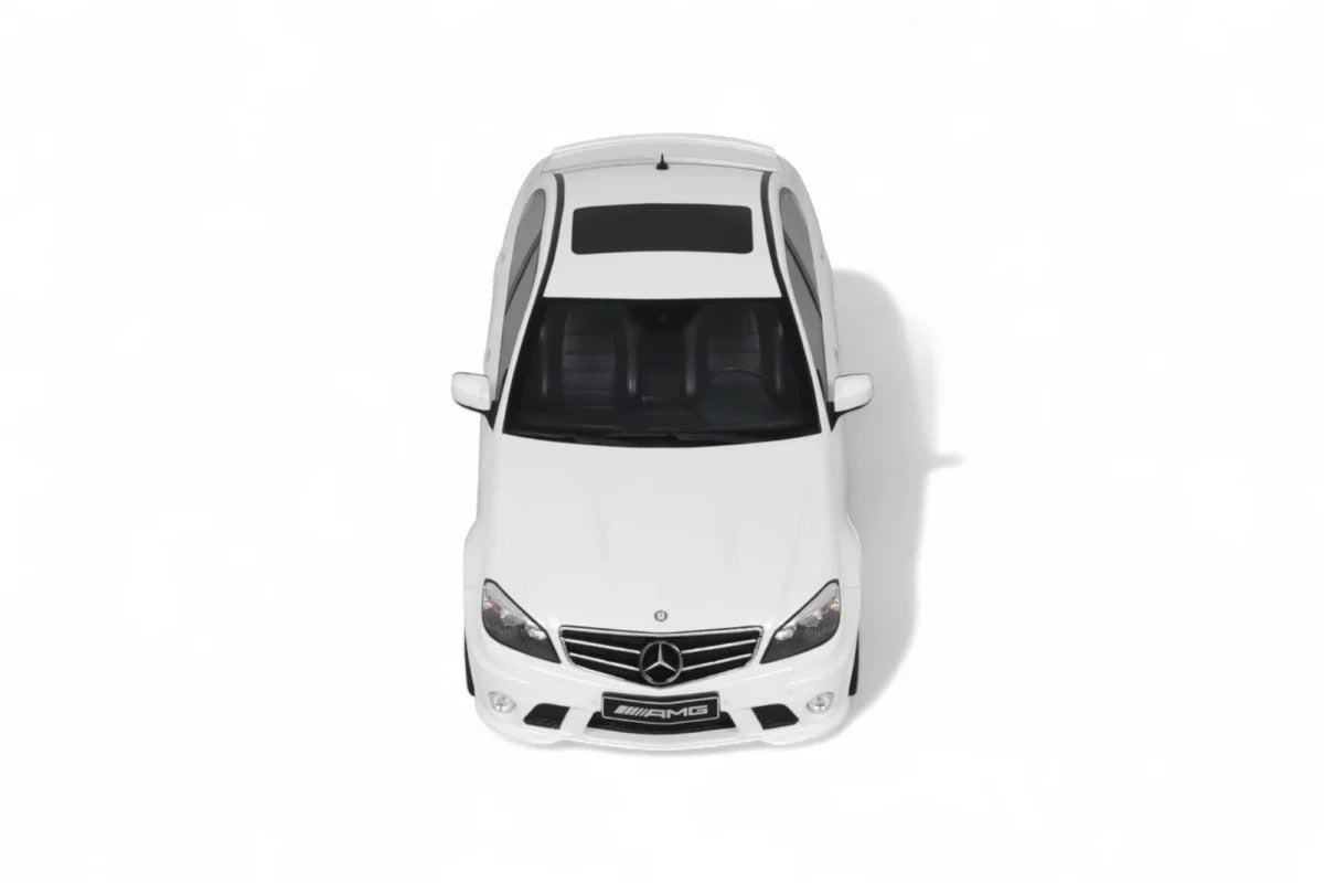 MERCEDES-BENZ C63 AMG DIAMOND WHITE 2007