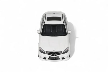 MERCEDES-BENZ C63 AMG DIAMOND WHITE 2007