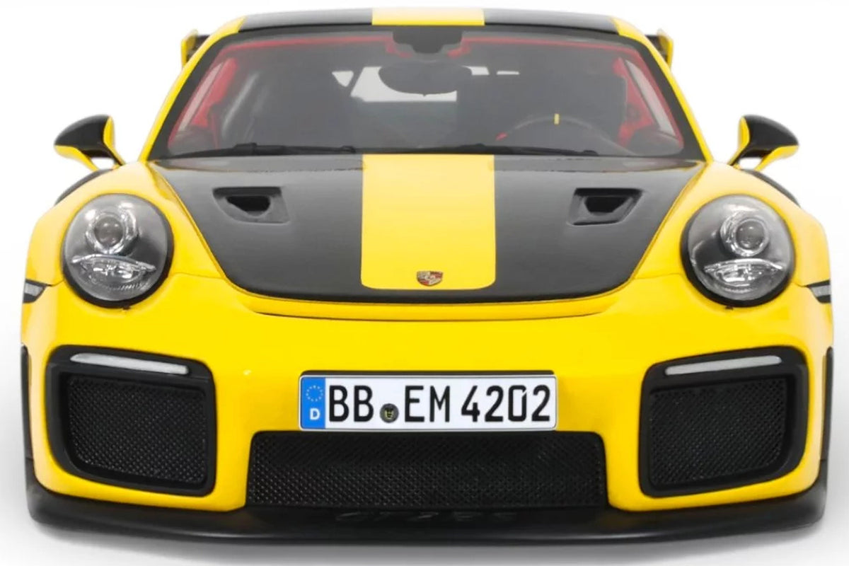 PORSCHE 911 (992.1) GT2 RS NÜRBURGRING LAP RECORD YELLOW 2017