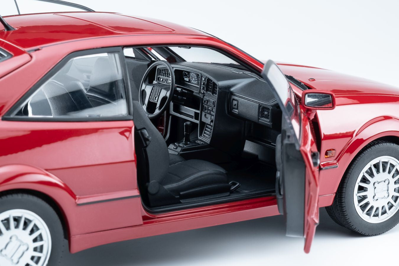 Norev Volkswagen VW Corrado G60 - Rot 1:18 – 188661