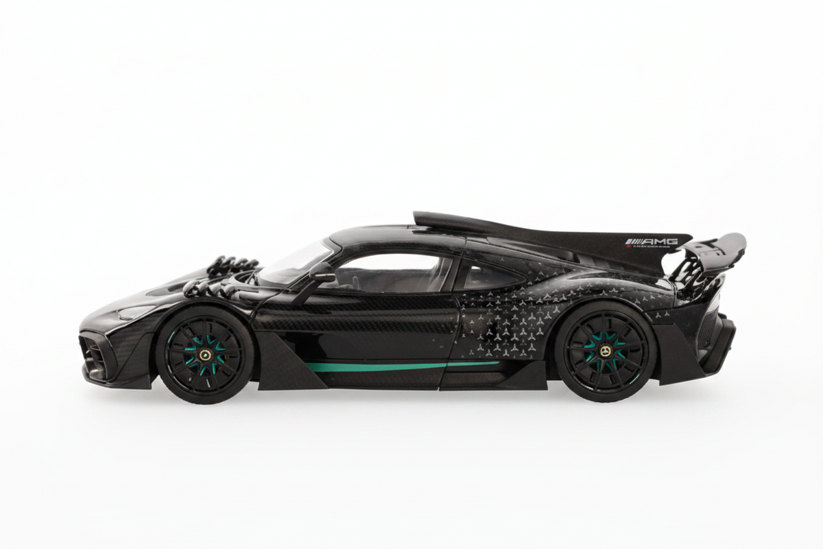 Mercedes AMG ONE (C298) , schwarz, mit Motorsport Stylingpaket STAR