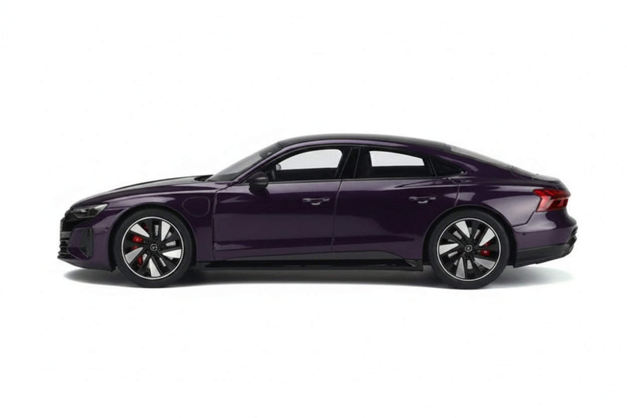 AUDI RS E-TRON GT VELVET VIOLET