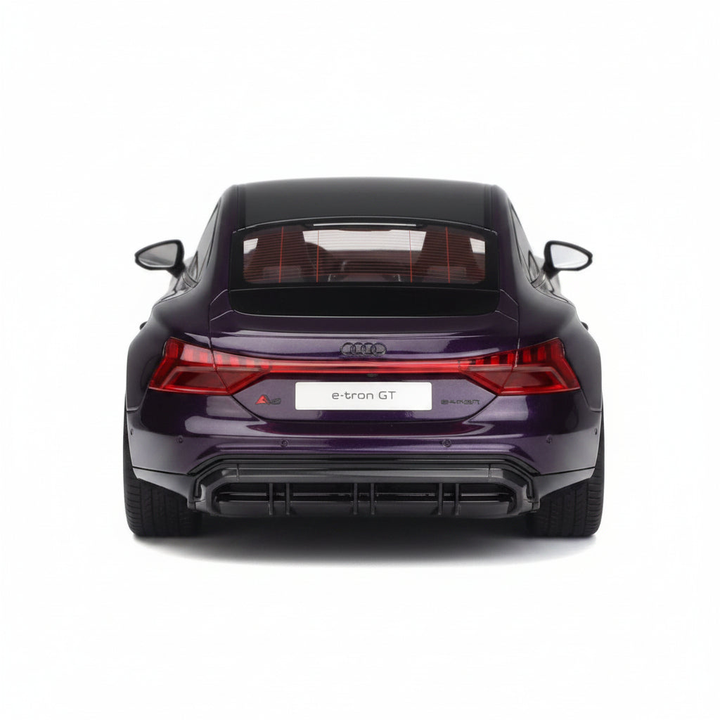 AUDI RS E-TRON GT VELVET VIOLET