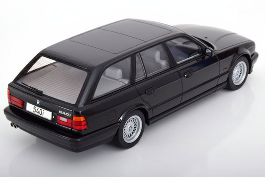 BMW 5er (E34) Touring, metallic-schwarz, 1991