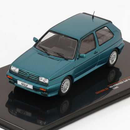 VW Golf Rally G60 1990 greenmetallic mit Vitrine