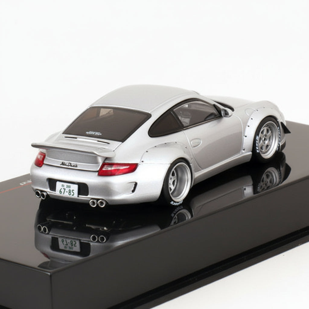 Porsche 911 (997) RWB silver