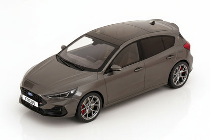 Ford Focus ST, metallic-grau, 2022